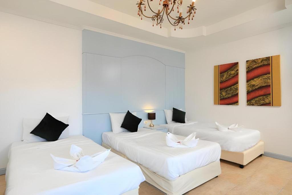 Gorgeous Boutique Room Patong Exteriör bild