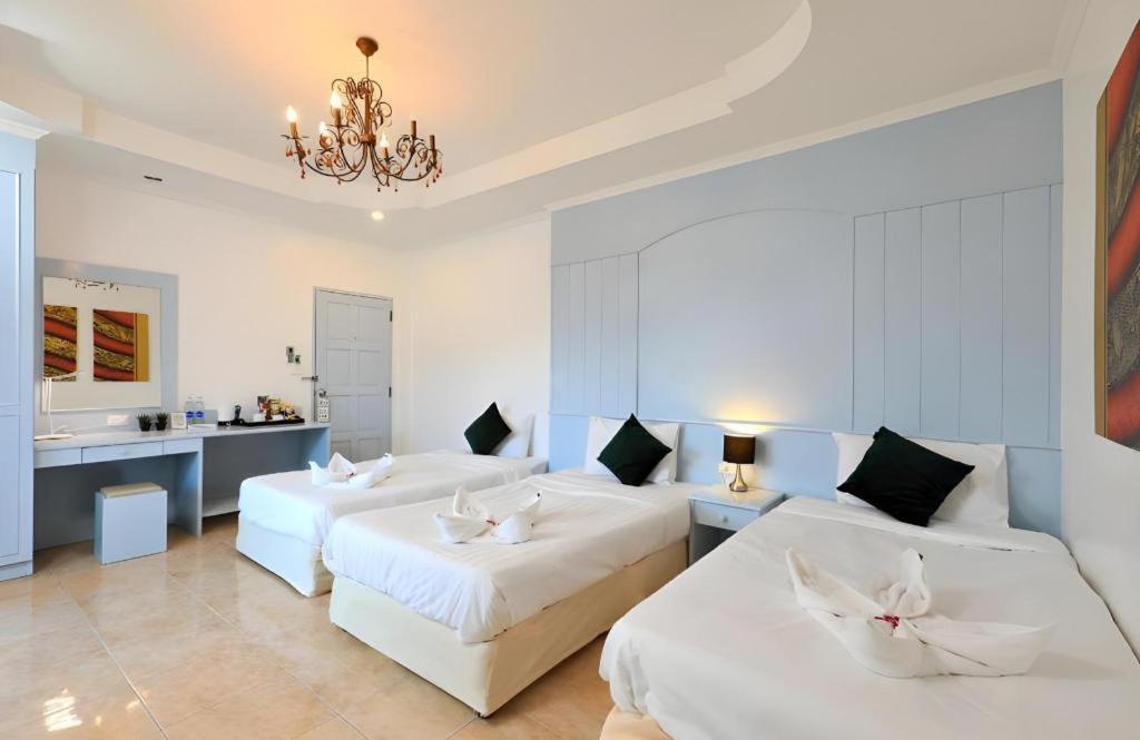 Gorgeous Boutique Room Patong Exteriör bild