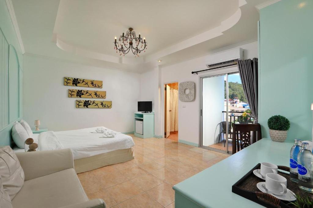 Gorgeous Boutique Room Patong Exteriör bild