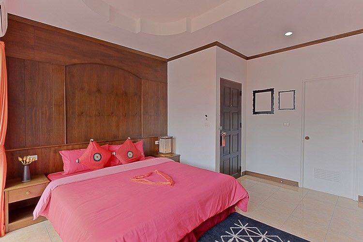Gorgeous Boutique Room Patong Exteriör bild
