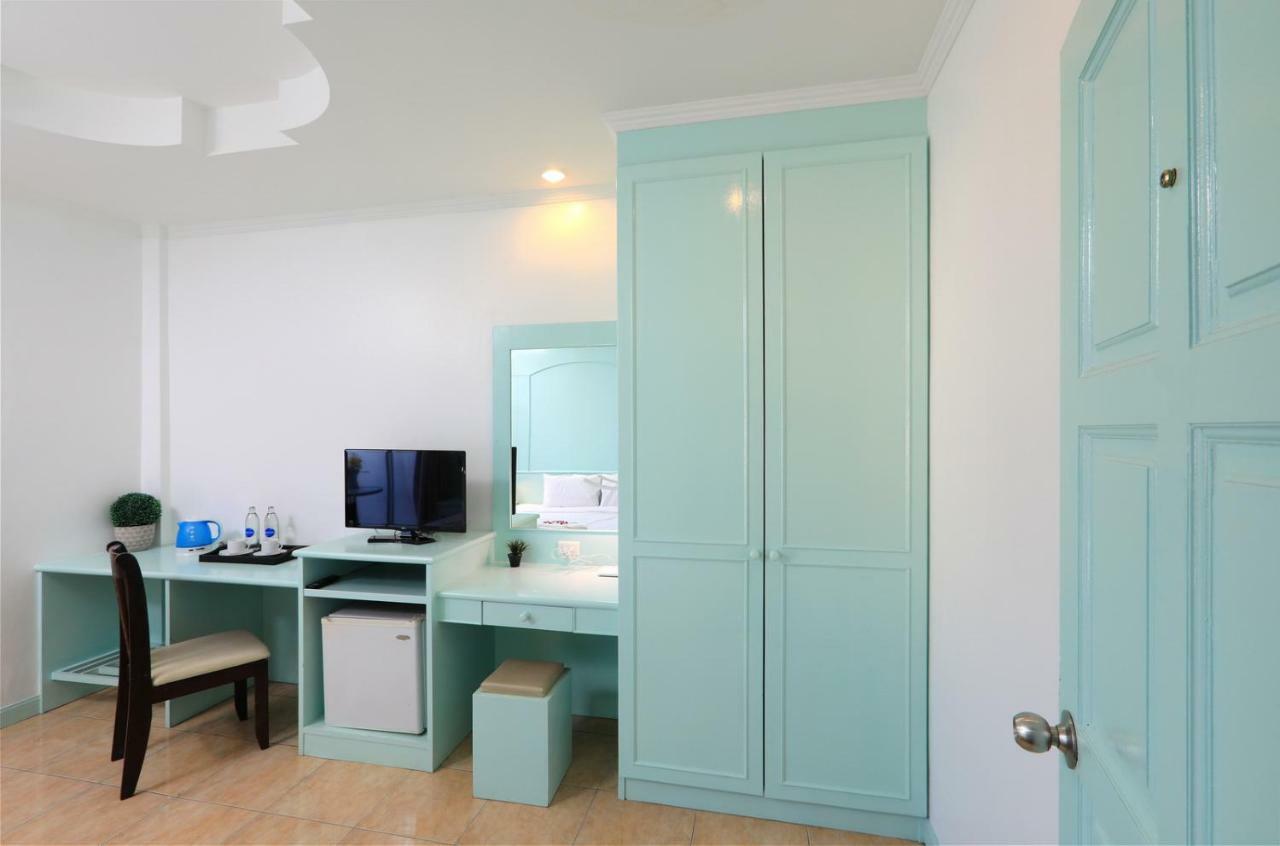 Gorgeous Boutique Room Patong Exteriör bild